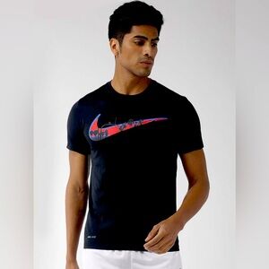 🏀 Nike Dri-Fit “The Nike Tee” Basketball Graphic T-Shirt - Size Small